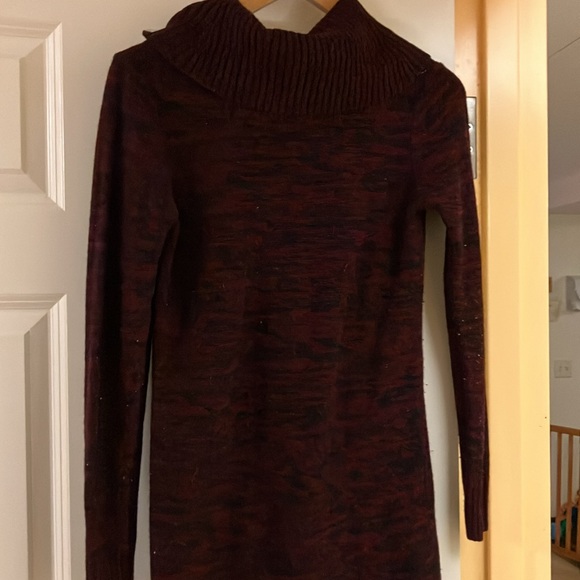 Sweater - Picture 7 of 7